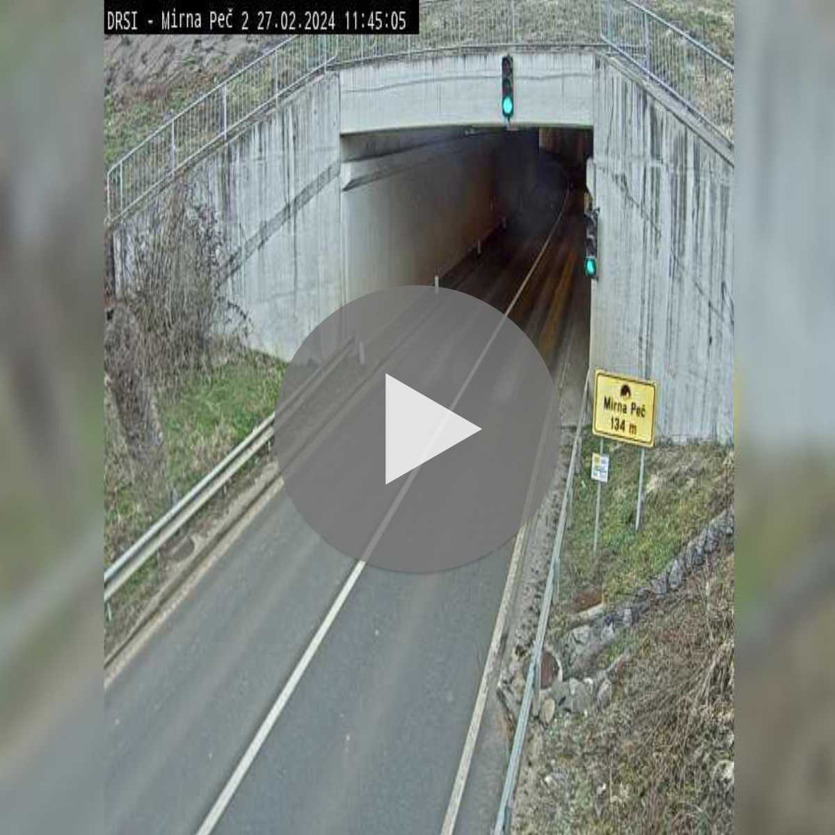 Mirna Pec webcam